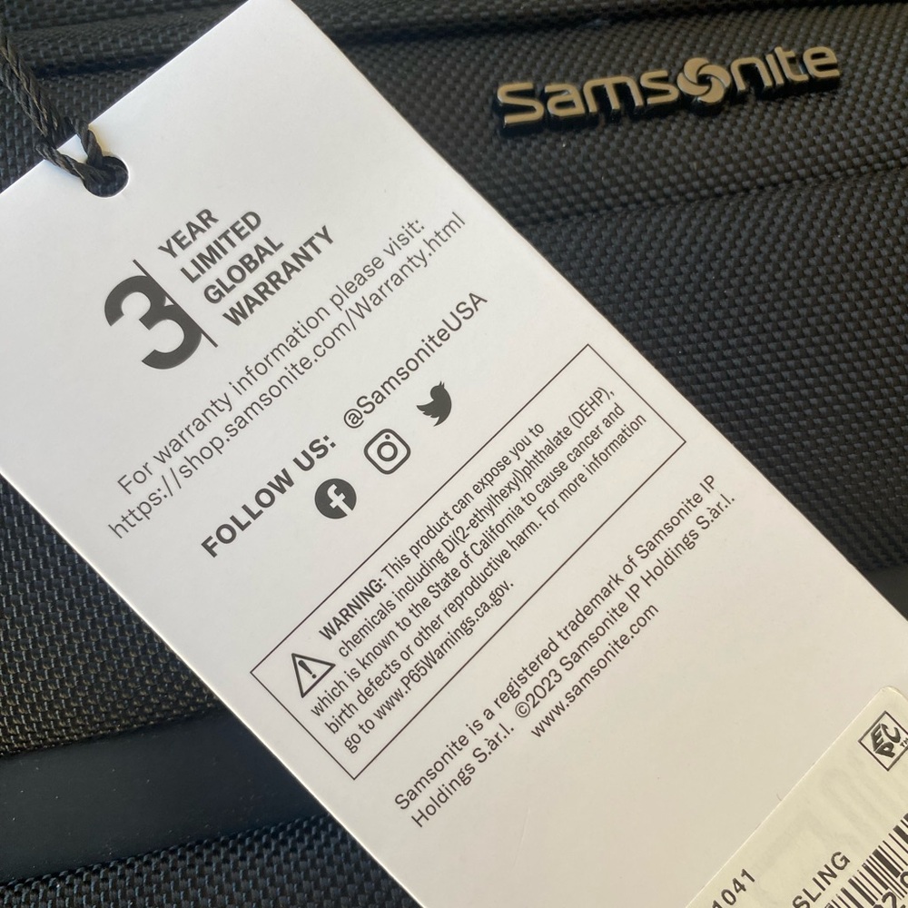Samsonite sling bag - commuter travel bag - Picture 2 of 8